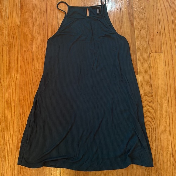 BUNDLE DEAL - Two Forever 21 Jersey Knit Mini Dresses (Pink and Hunter Green) - Picture 4 of 15